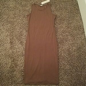 Slim fitting dress